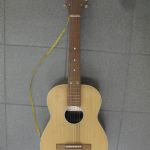 590 8622 Gitarr